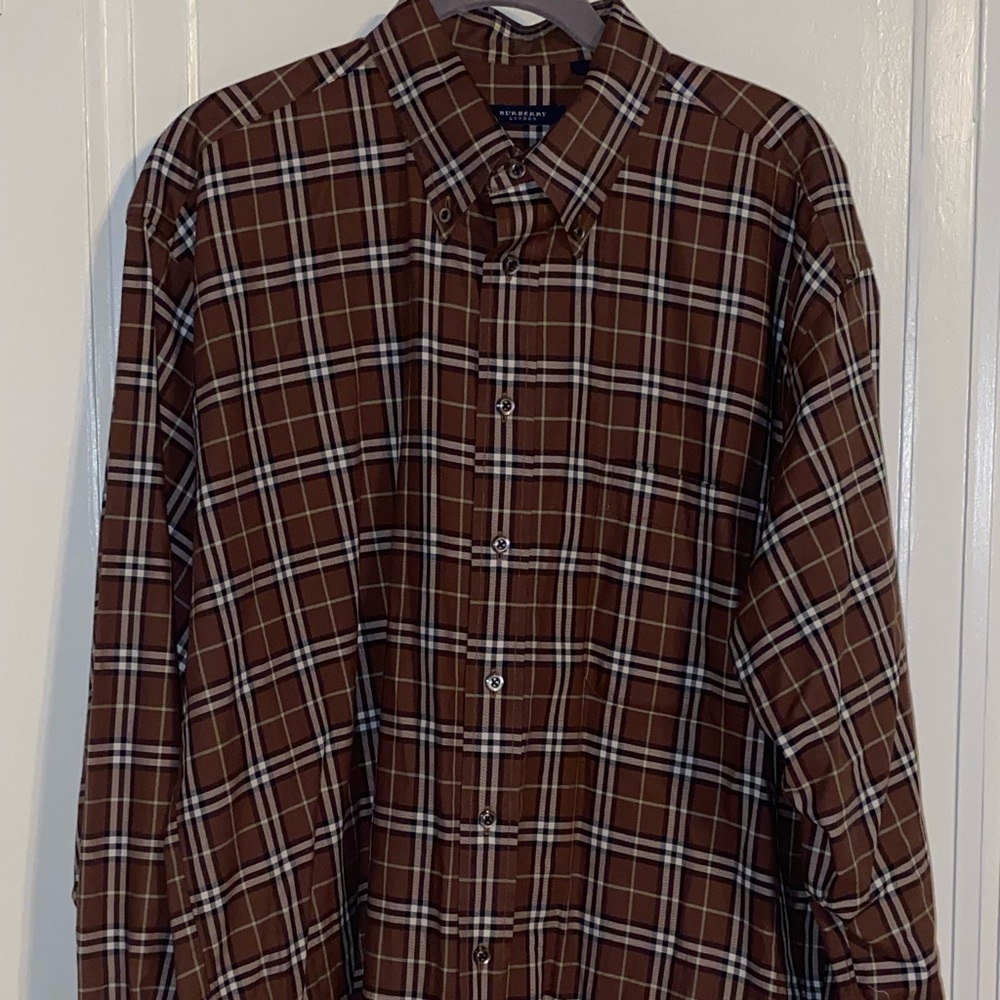 BURBERRY Men’s Large Plaid Shirt